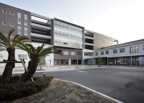 木内・鈴与 特定建設工事共同企業体 代表木内建設(株) 総合科学技術高等学校（仮称）ＰＦＩ事業　新築工事