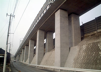 西富士道路　東平第二高架橋耐震補強工事