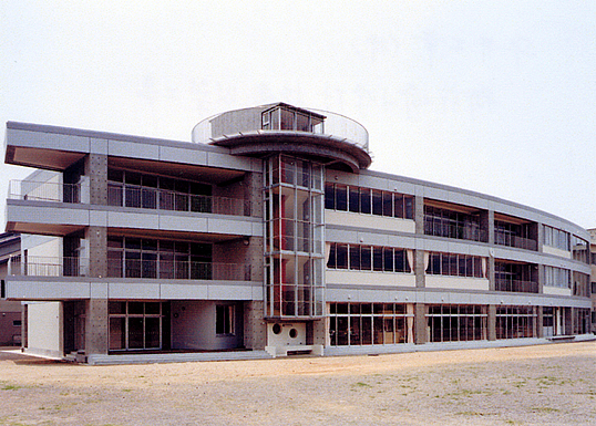 平井工業（株）平成16年度 電源立地地域対策交付金事業　御前崎小学校授業棟 改築工事
