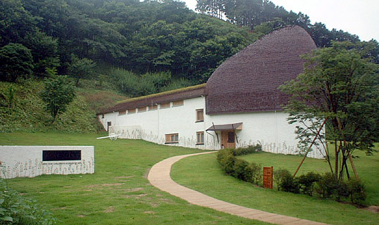 石川建設（株）ねむの木こども美術館建築工事